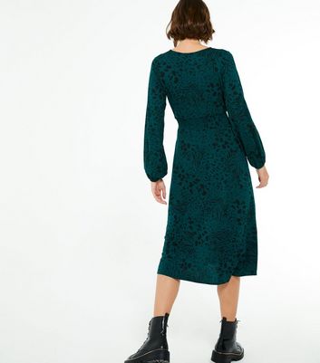 Damen Kleidung Kleider Lässige Kleider New Look Lässige Kleider Dark green leopard print. 