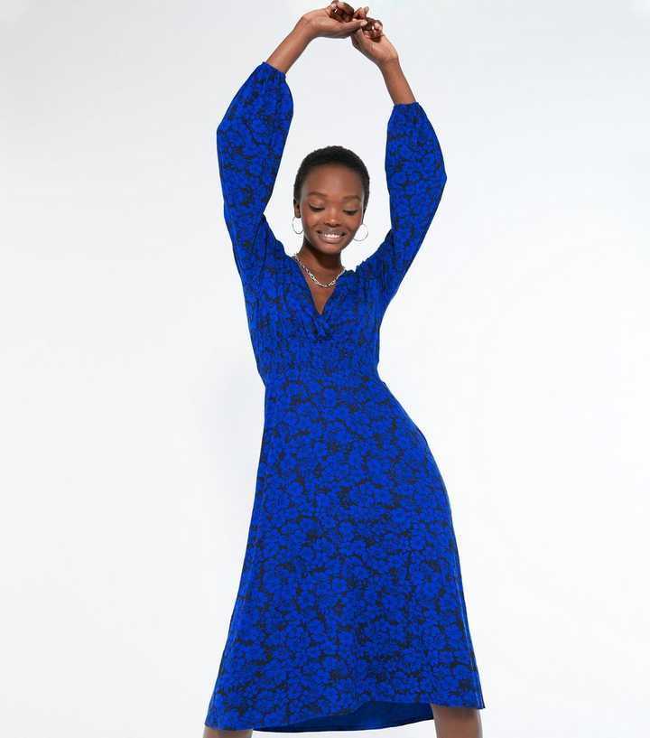 Blue Floral Shirred Wrap Midi Dress