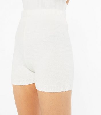 Cameo Rose White Fluffy Knit Cycling 