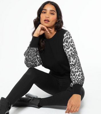 Black jumper 2025 leopard print sleeves