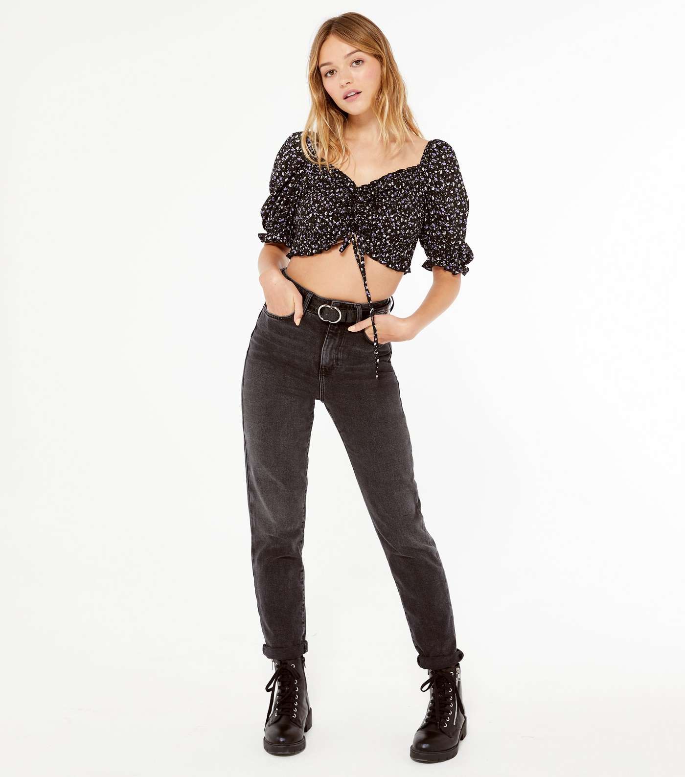 Urban Bliss Black Floral Shirred Puff Sleeve Crop Top Image 2