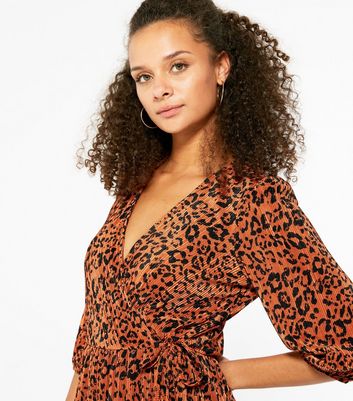 leopard print plisse dress