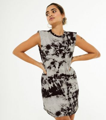 padded shoulders dress