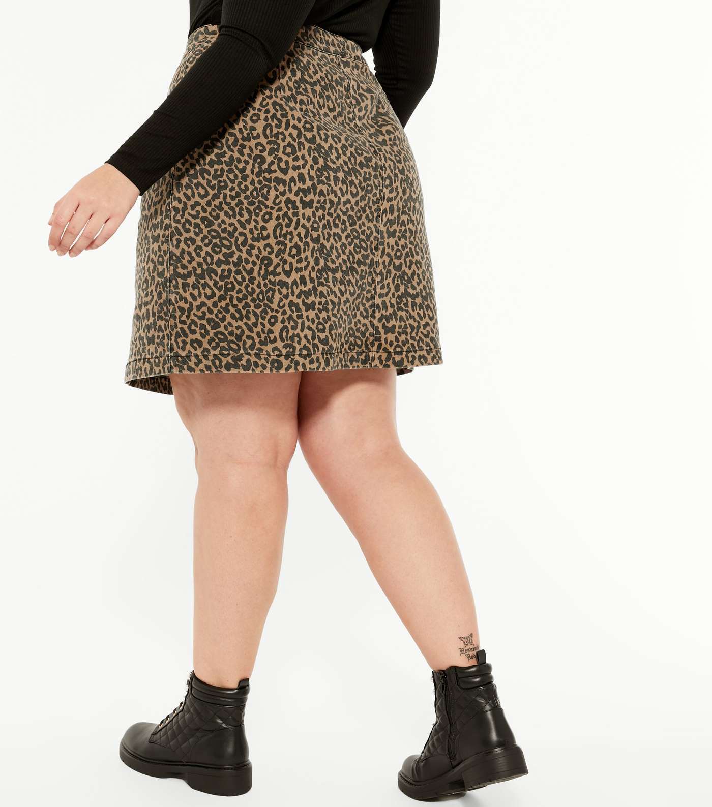 Curves Brown Leopard Print Denim Mini Skirt Image 3