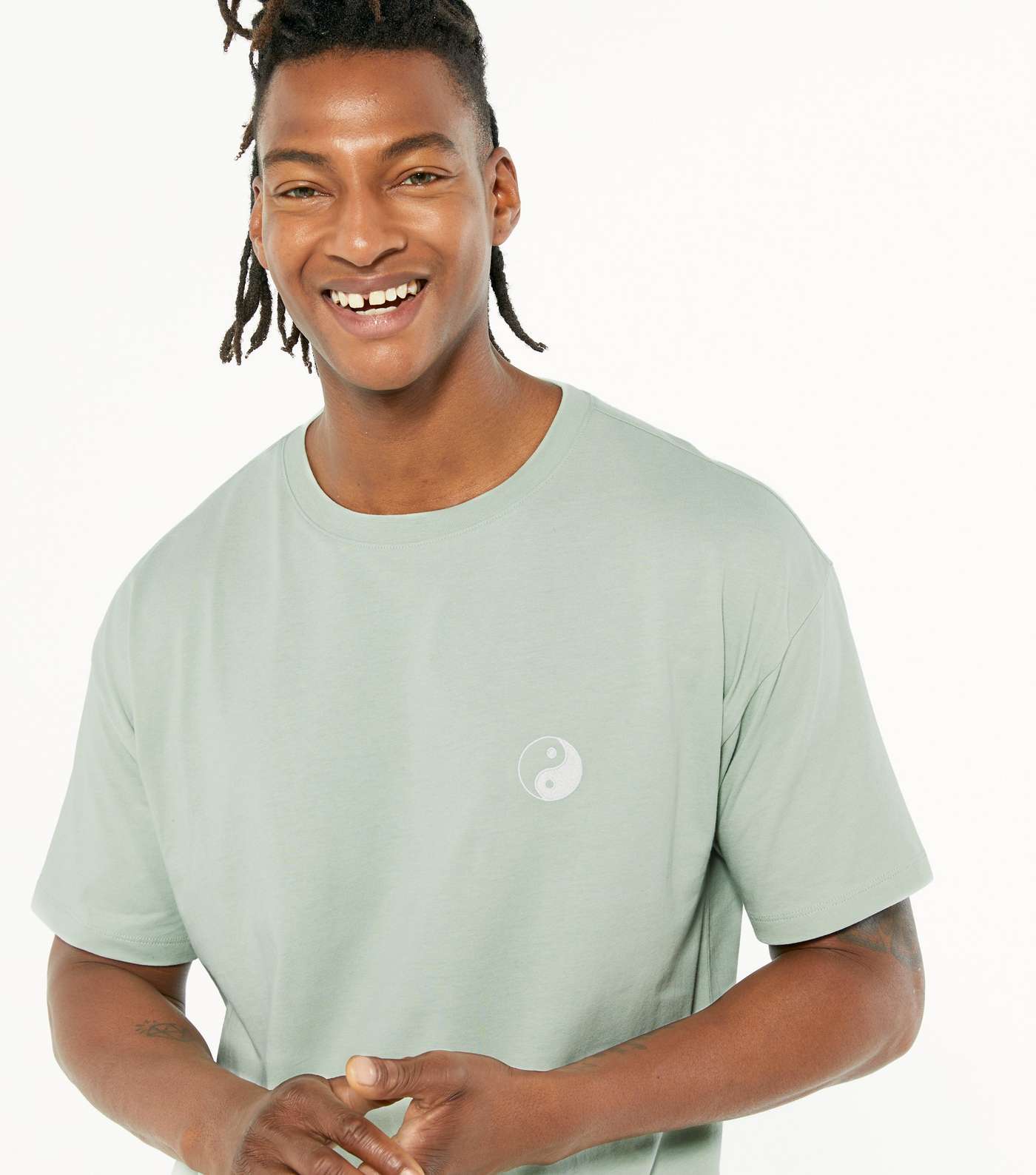 Light Green Yin and Yang Embroidered T-Shirt Image 3