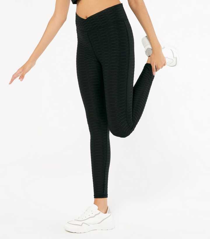 black textured leggings