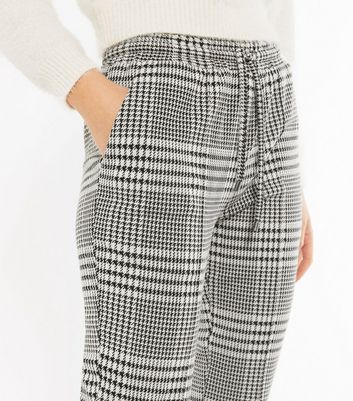 Light Grey Check Pintuck Joggers | New Look