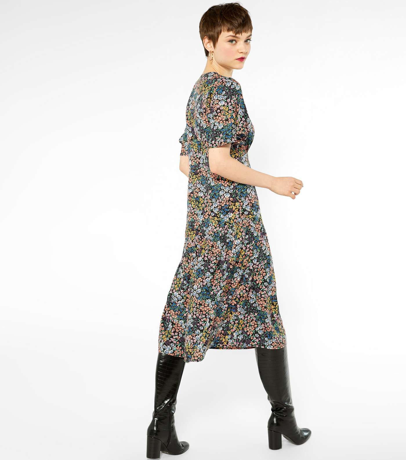 Black Ditsy Floral Short Sleeve Tiered Midi Dress Image 3