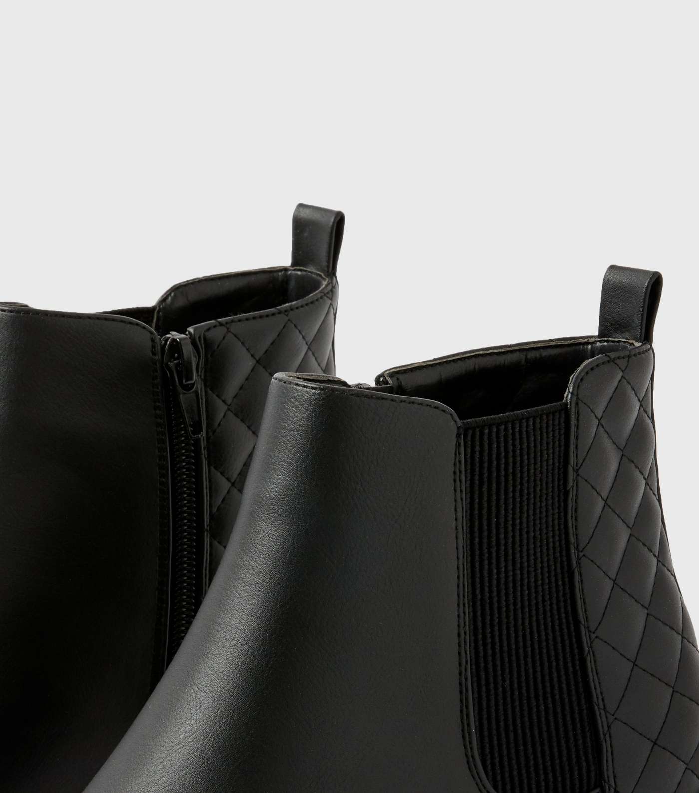 Black Quilted Side Chelsea Boots Image 3