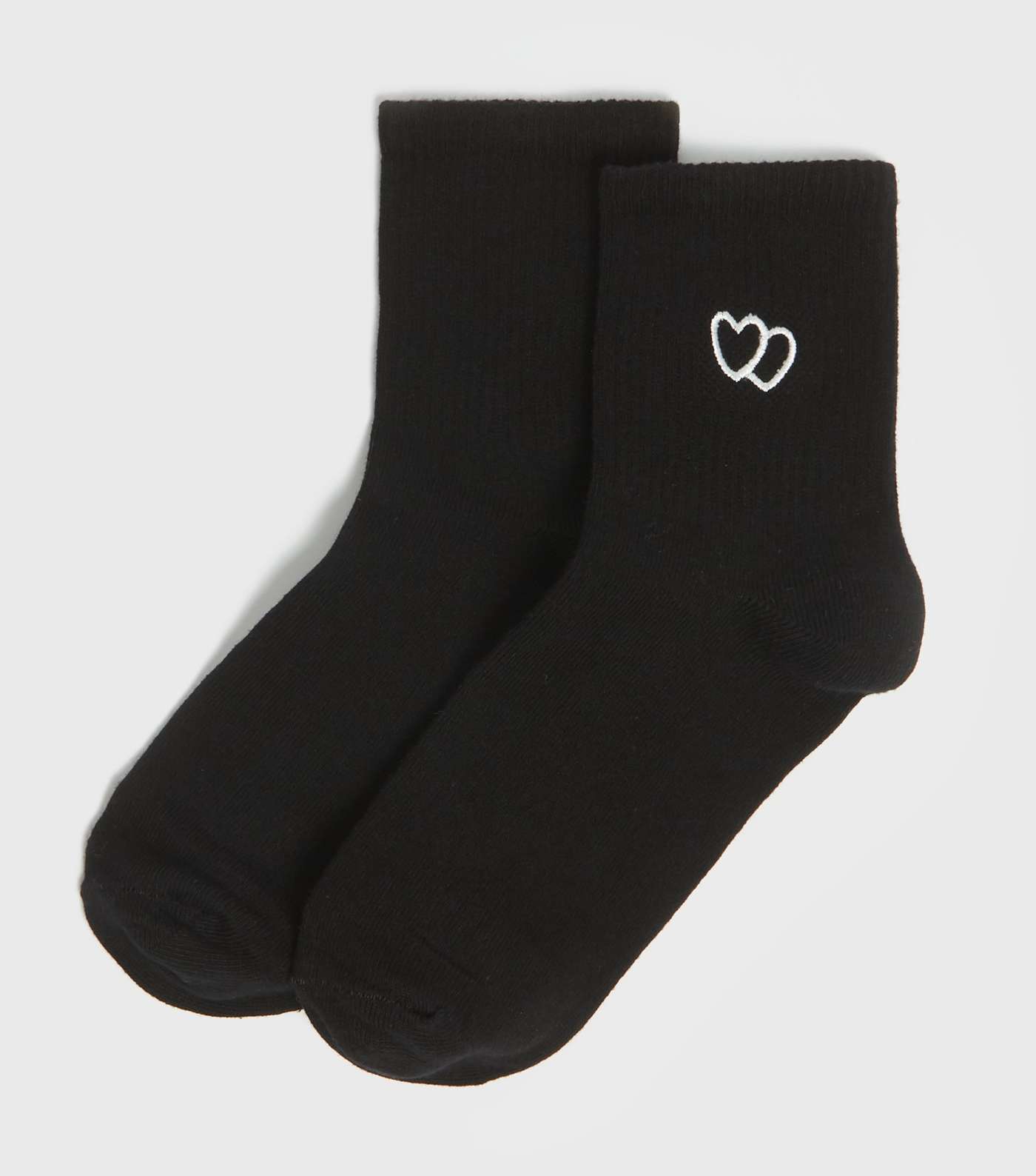 Black Double Heart Embroidered Ankle Socks