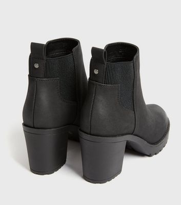 black chunky heeled chelsea boots