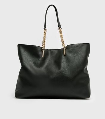 black bag with chain strap