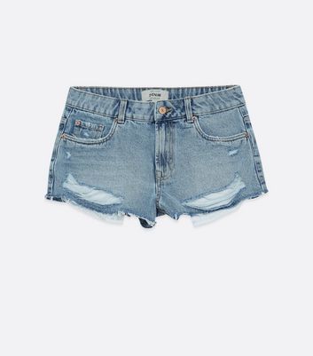 Shorts with hot sale pockets showing