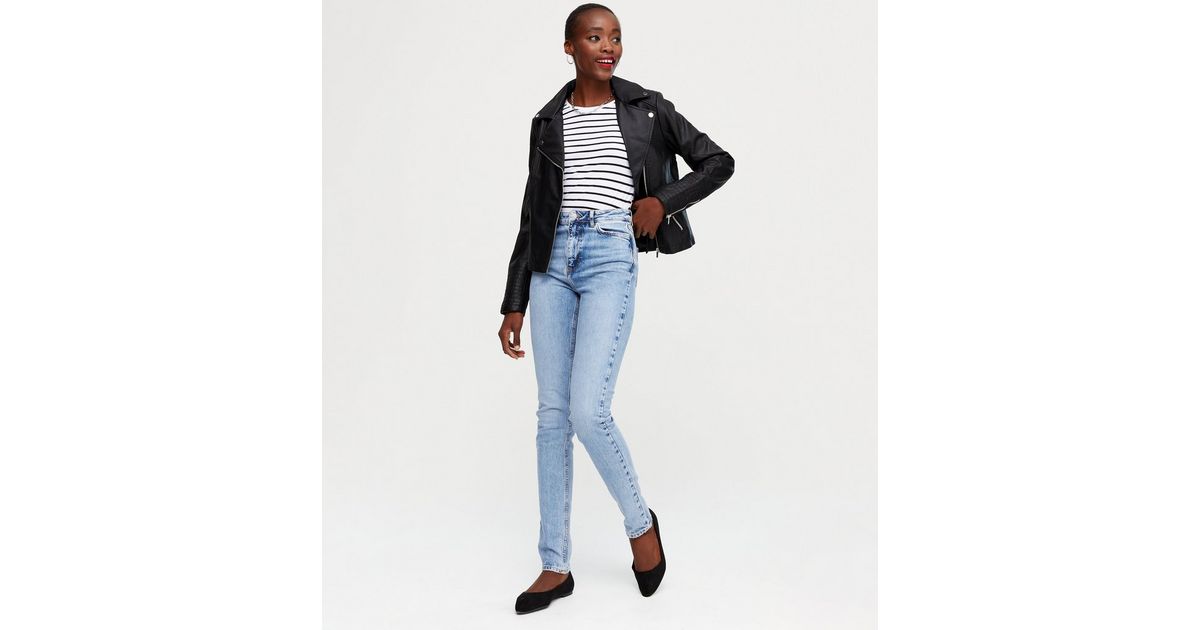 Tall Blue Light Wash Leyla Relaxed Skinny Jeans | New Look