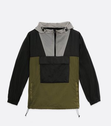 Windbreaker with store pocket in front