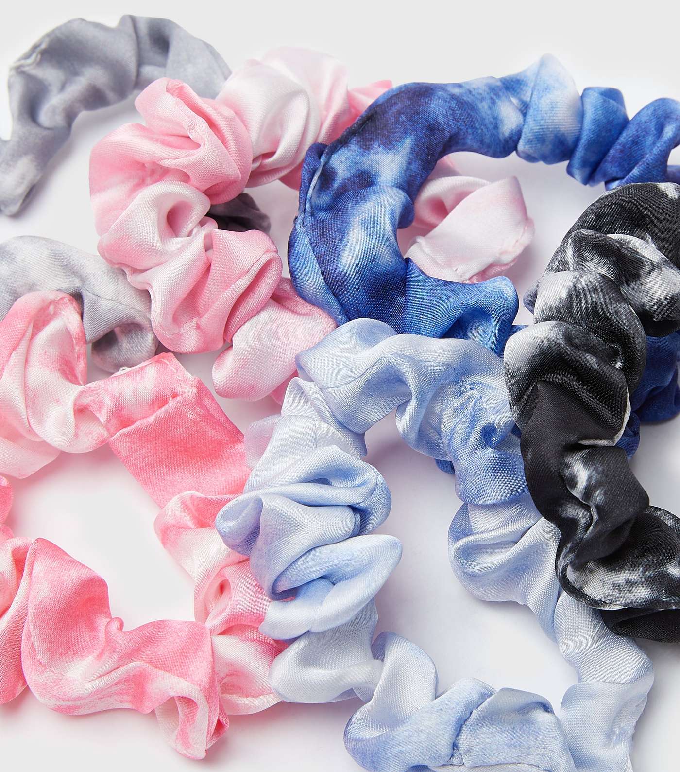 Girls 6 Pack Multicoloured Tie Dye Mini Scrunchies Image 3
