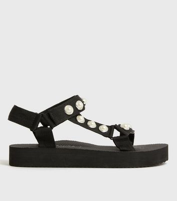 Chunky sandals new on sale look