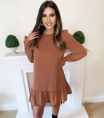 shift ruffle dress