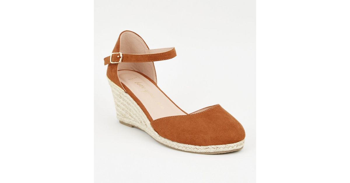 tan wedges new look