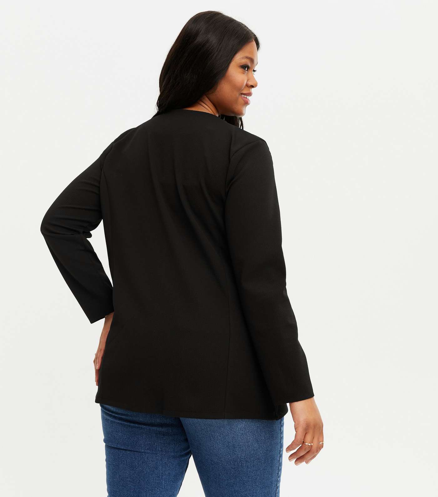 Mela Curves Black Textured Zip Pocket Blazer Image 3