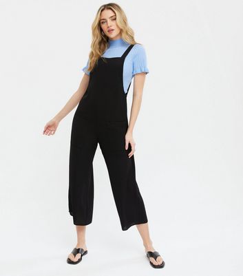 Black Crop Oversized Dungaree Jumpsuit | New Look