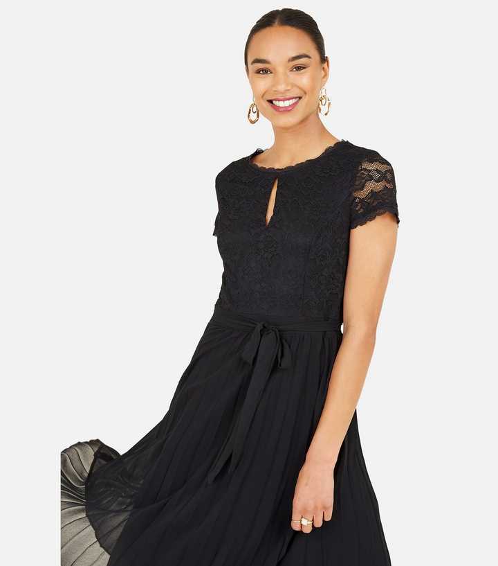 Short Sleeve Lace Pleated Dress - New In from Yumi UK