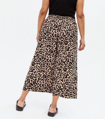 leopard print wide leg cropped trousers