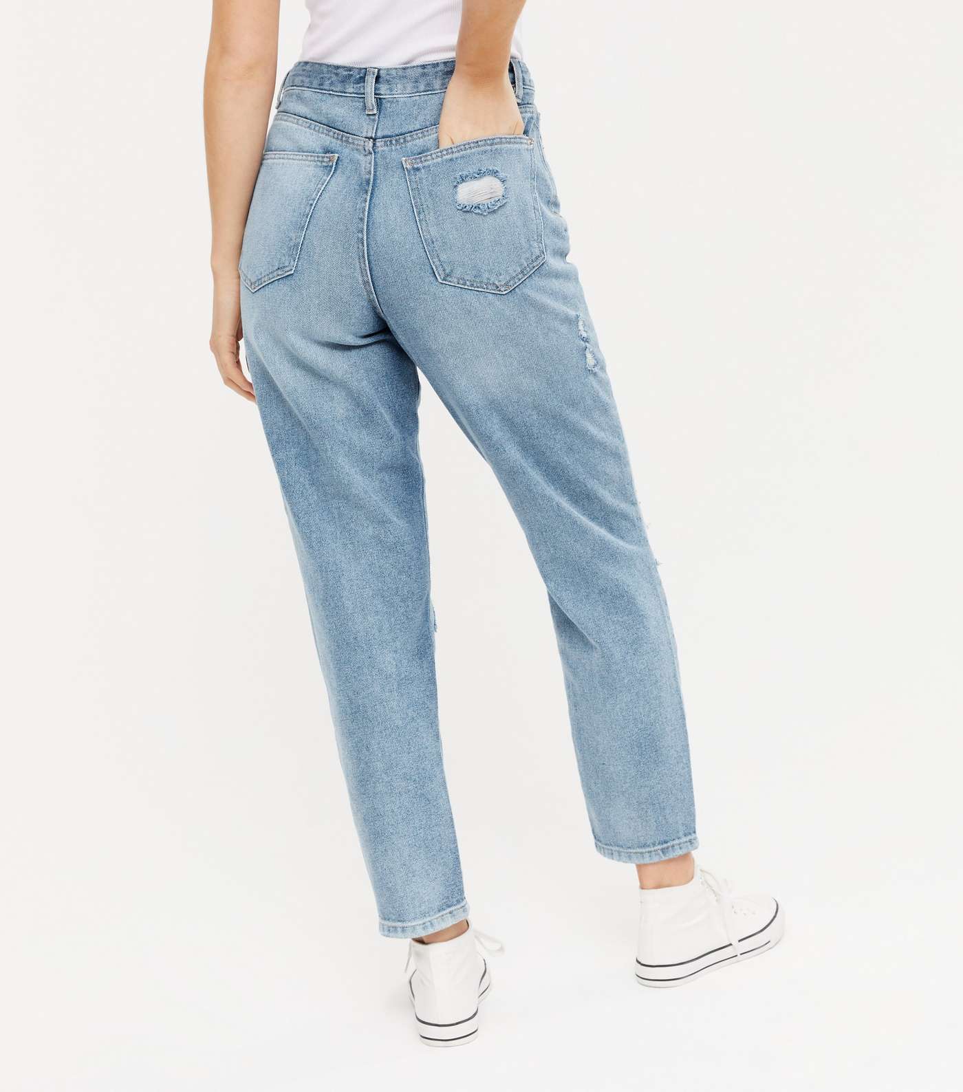 Urban Bliss Blue Ripped Mom Jeans Image 4