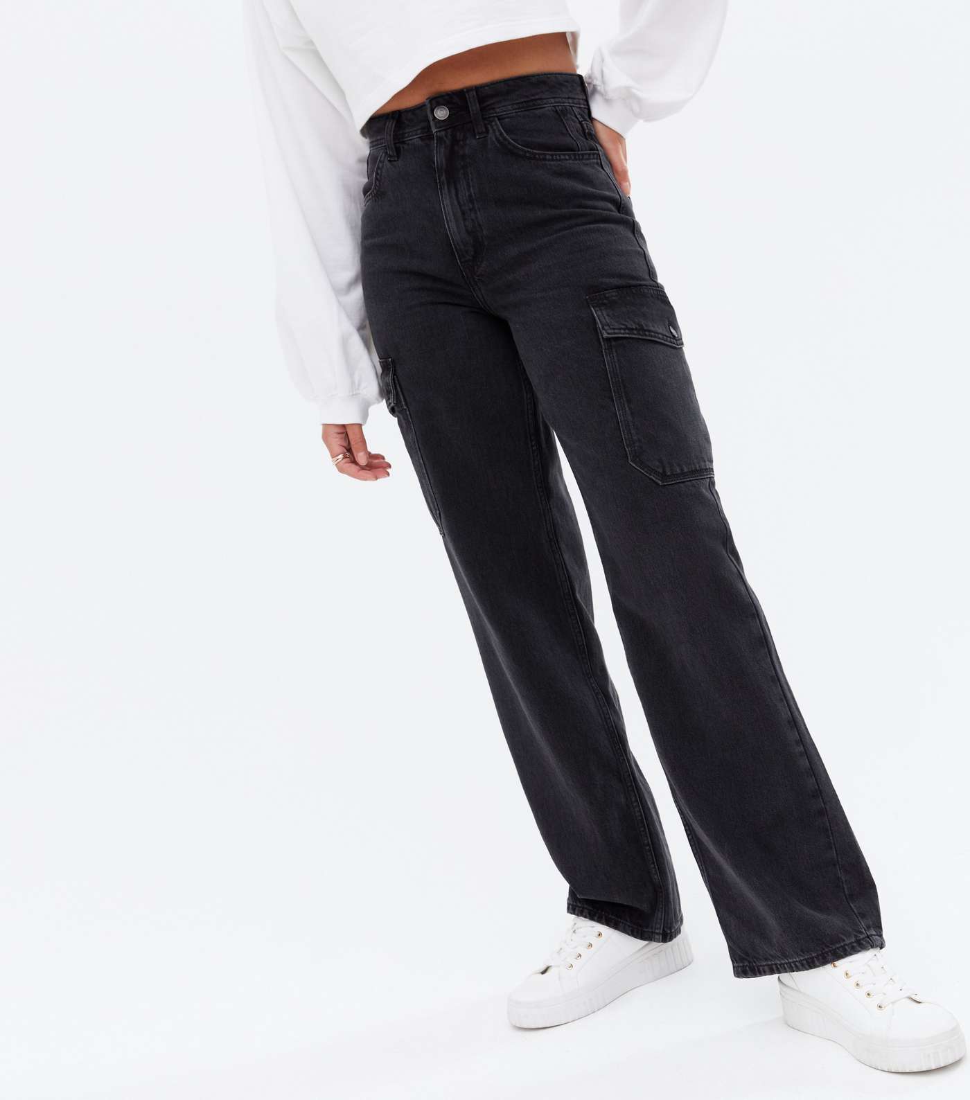 Black Cargo Pocket 90s Baggy Fit Jeans Image 2