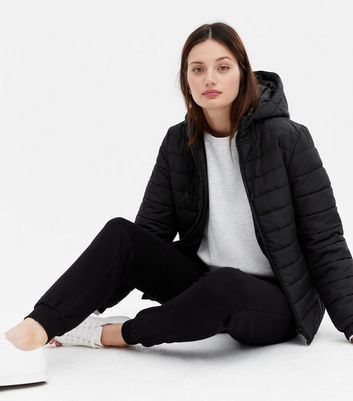 womens black hooded puffer coat