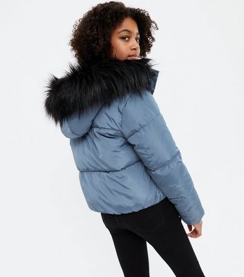 Fluffy hotsell coat girls