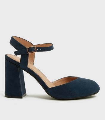 Navy court hotsell shoes block heel