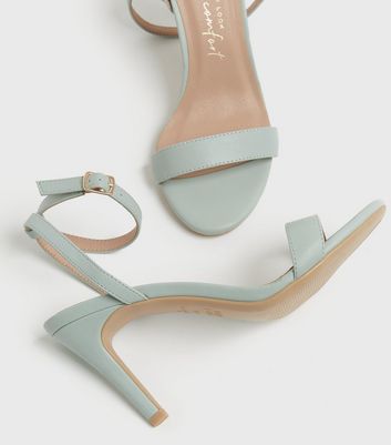 Mint sandals sale heels