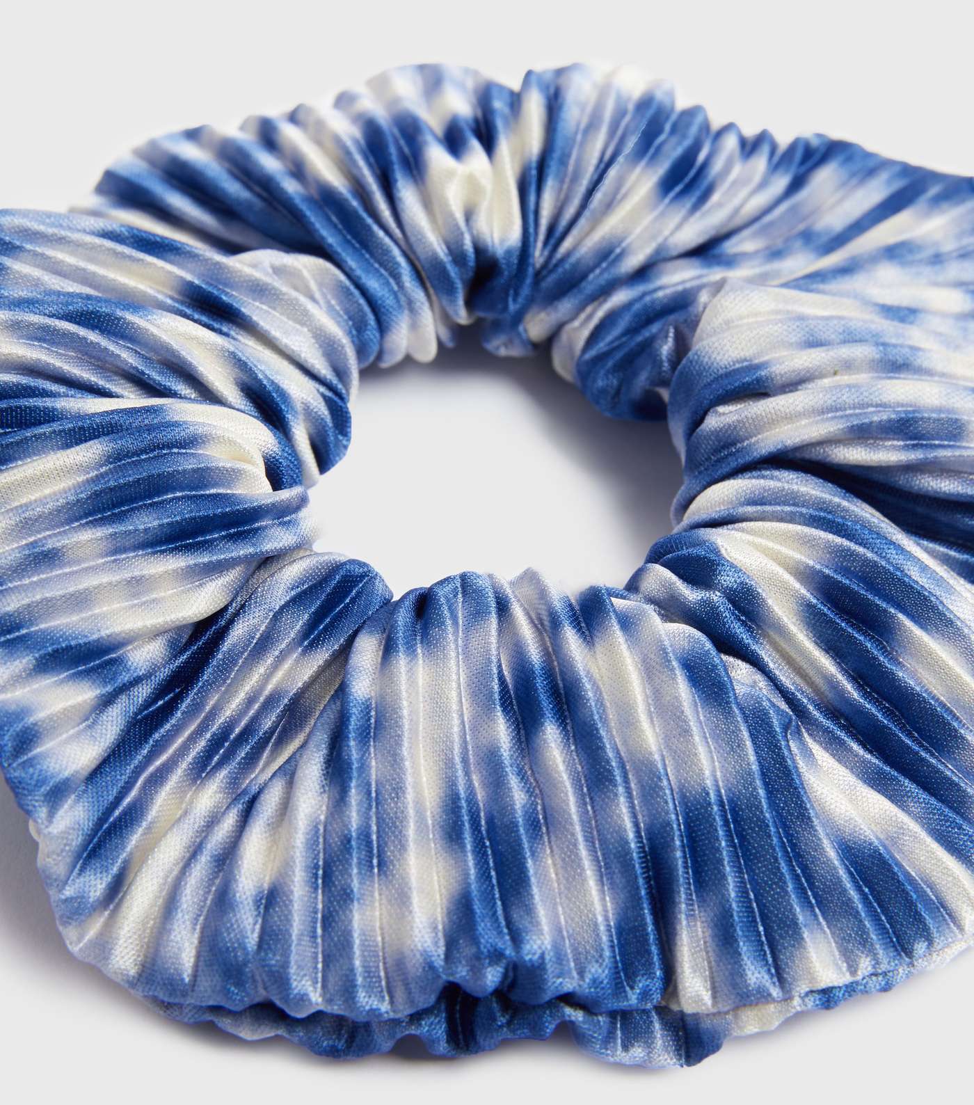 Blue Tie Dye Plissé Scrunchie Image 2