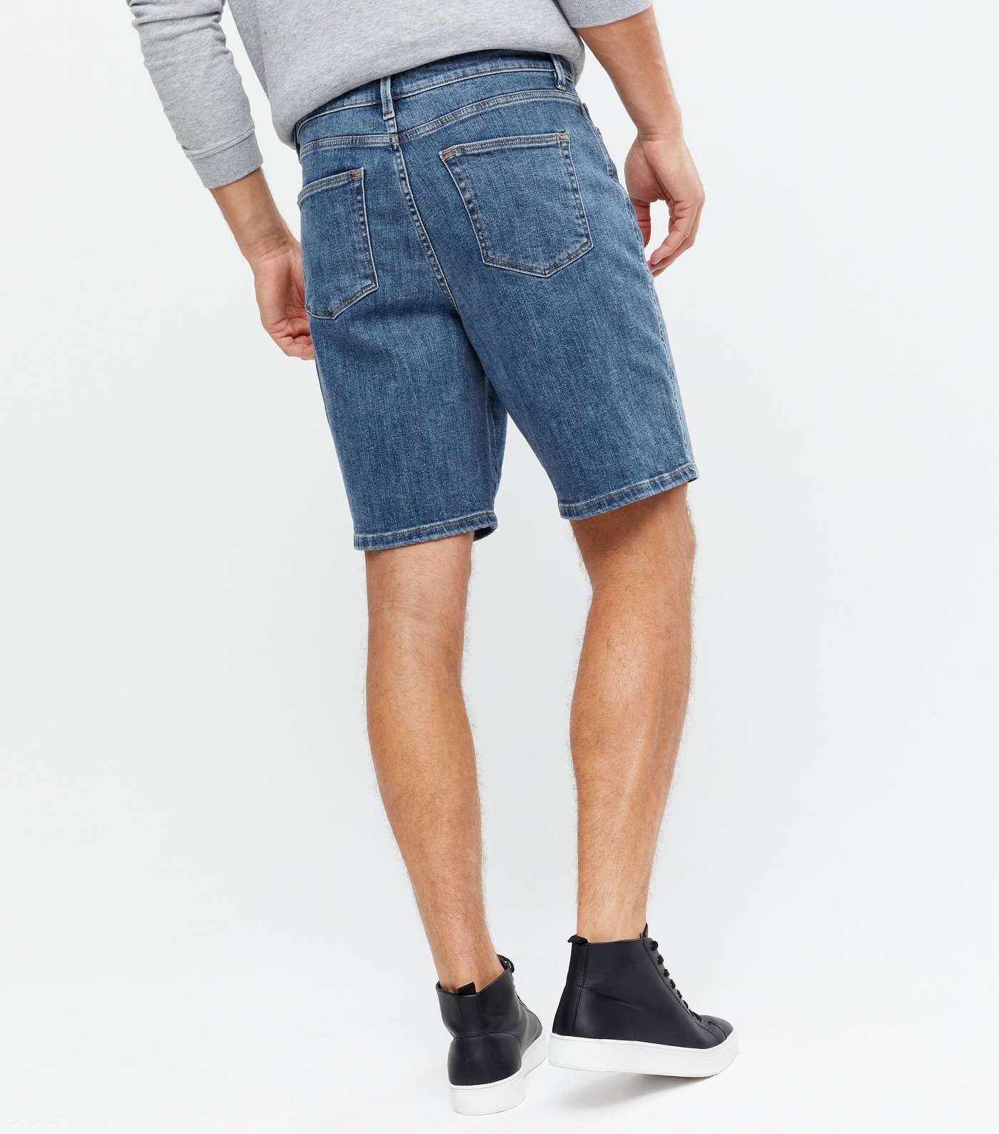 Blue Denim Relaxed Fit Shorts Image 4