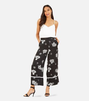 Yumi Black Floral Crop Wide Leg Trousers | New Look