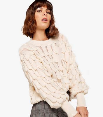 Apricot White Scallop Knit Oversized 