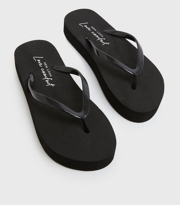 Girls black flip flops store