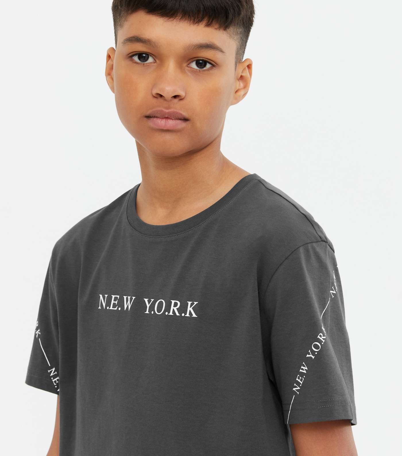 Boys Dark Grey New York Logo T-Shirt Image 3