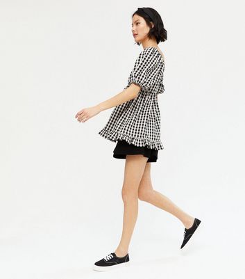 Black Gingham Square Neck Puff Sleeve Frill Blouse | New Look