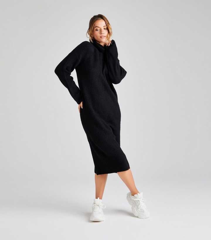 https://media2.newlookassets.com/i/newlook/689200001/womens/clothing/dresses/urban-bliss-black-roll-neck-jumper-dress.jpg?strip=true&qlt=50&w=720