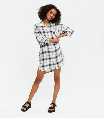 white layer shirt dress