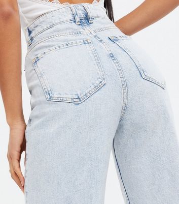 Women's bleach wash sales jeans