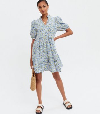 Pale Blue Ditsy Floral Poplin Mini Smock Dress New Look