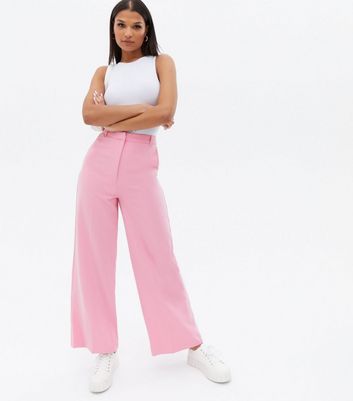 pink trousers