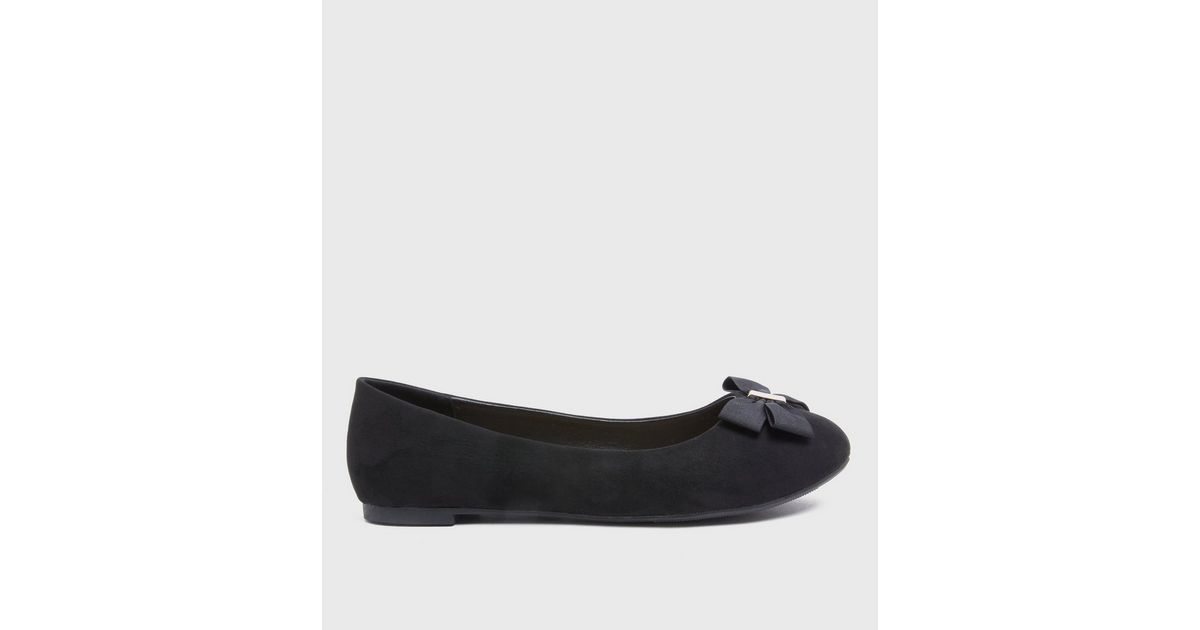 Wide Fit Black Suedette Bow Ballet Pumps | New Look
