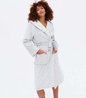 new look white dressing gown