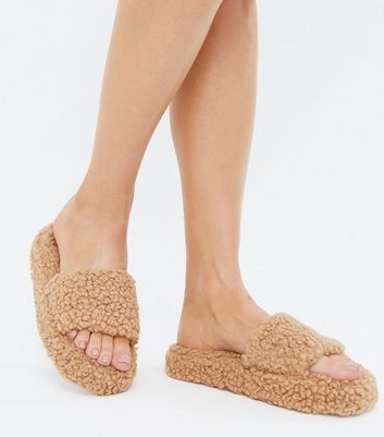 new look slider slippers