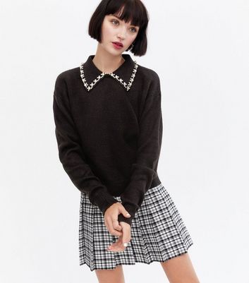 Black jumper clearance with pearls