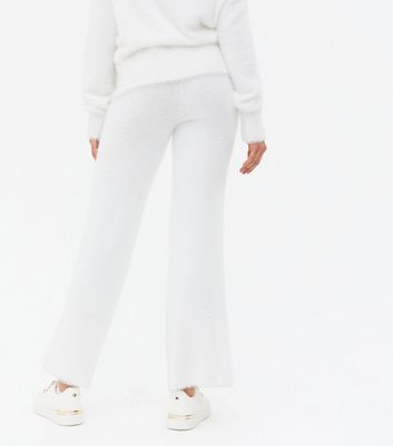 white knit trousers